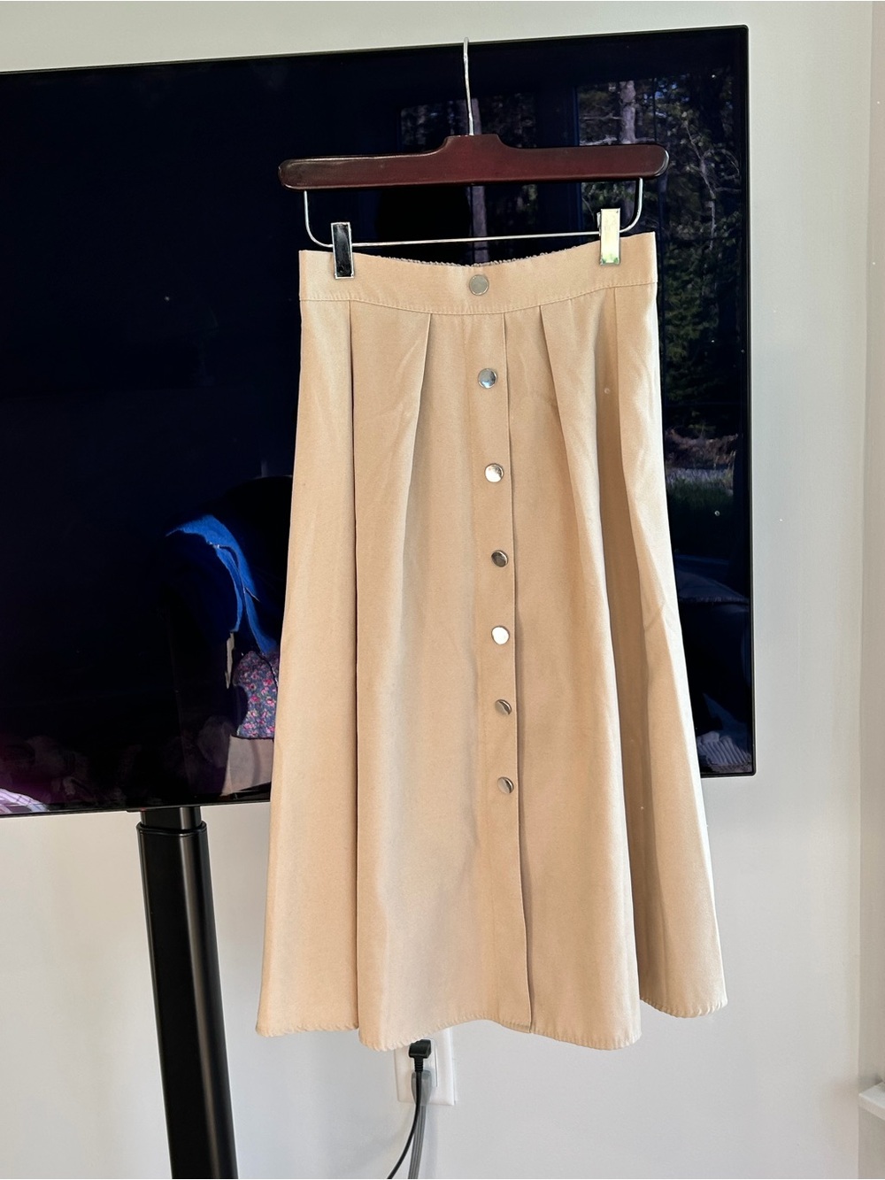 Women's Button-Front A-Line Skirt in Beige
